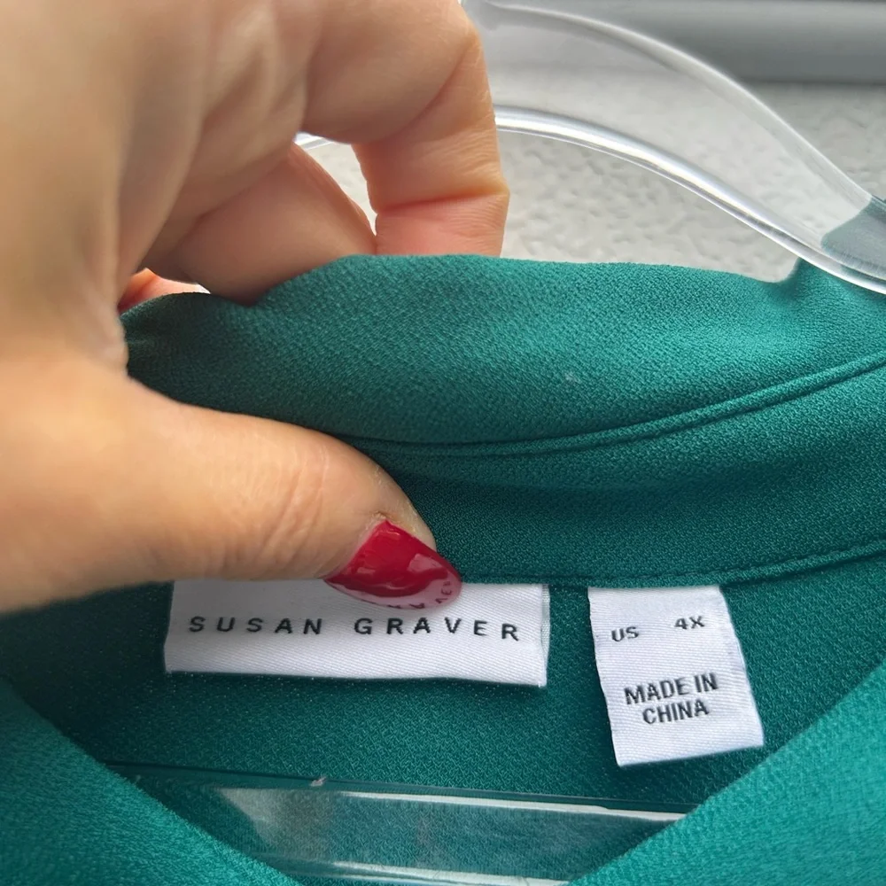 Susan Graver Liquid Knit Top 4X Asymmetrical Hem Kelly Green Button Front Tunic - Picture 2 of 11